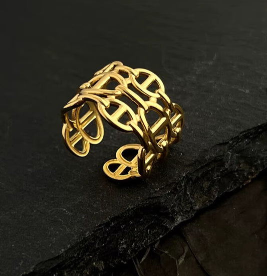 Lioraelle Ring