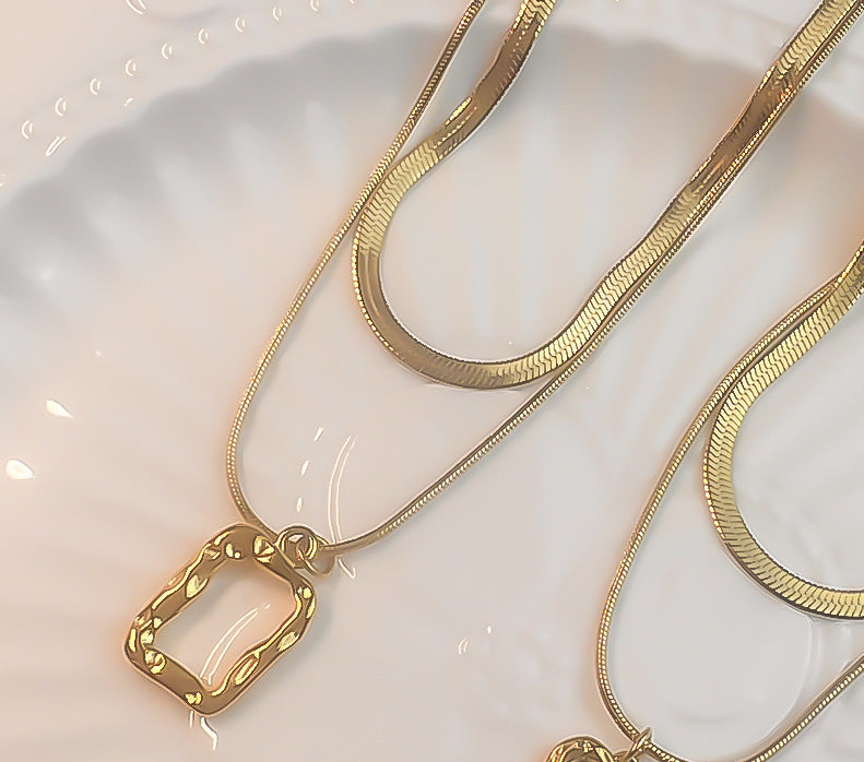 Nola Double chain with pendant