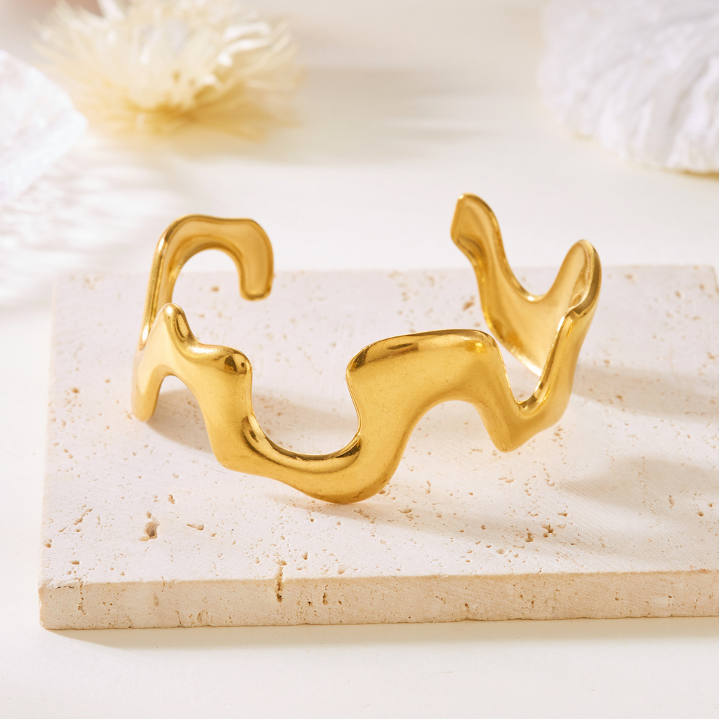 Nira Cuff bracelet
