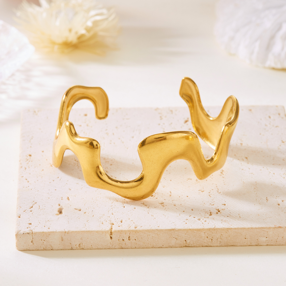 Nira Cuff bracelet